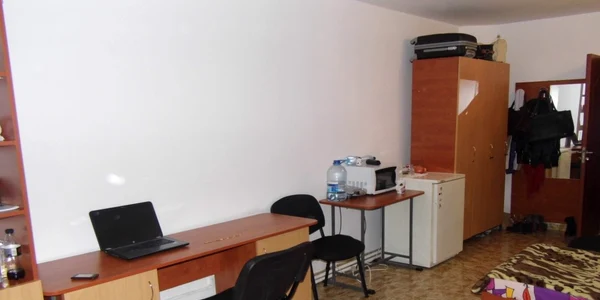 Posibil ritual satanic într-un cămin al universităţii din Ploieşti