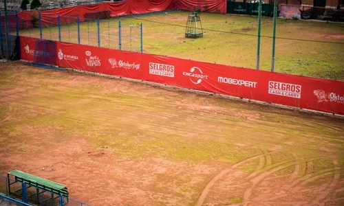 Clubul de la poalele Tâmpei este în prezent închis jpeg