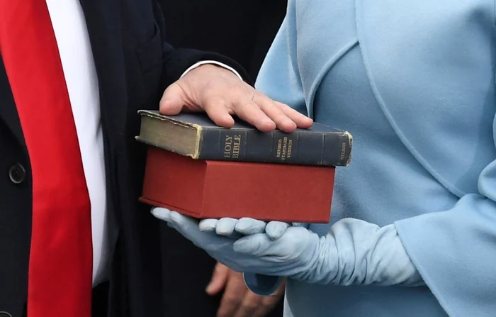 biblie jpg