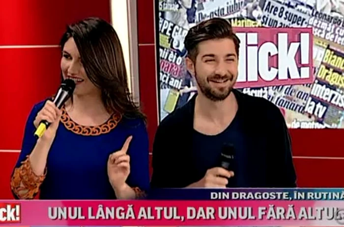 
    Alexandra Ungureanu a venit însoţită de solistul trupei, Septimiu UrzicăFoto: Captură Prima TV  