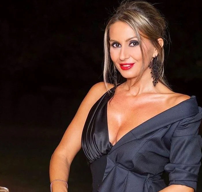 
    Crina s-a lăudat prietenilor cu această porţie de ciolanFoto: arhivă personală  