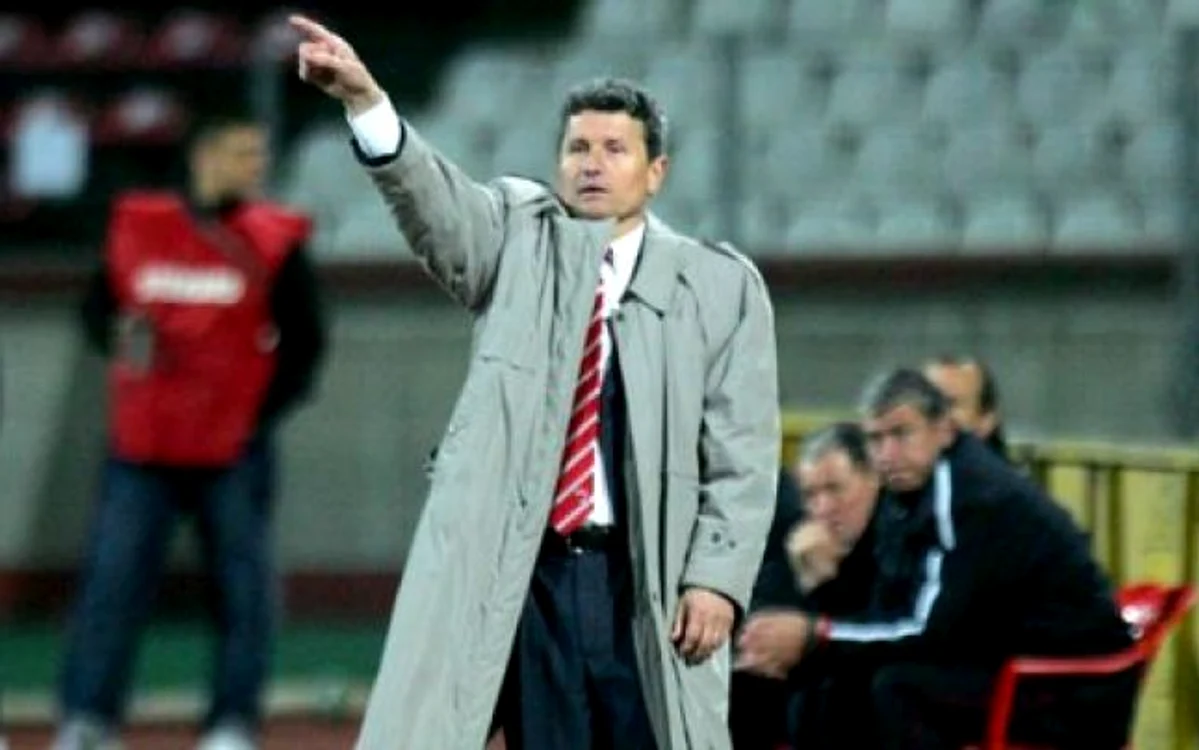
    Gigi Mulţescu  