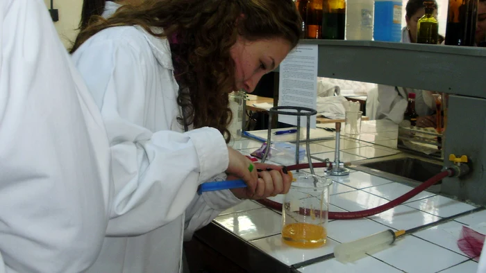Laboratorul Facultății de Știința și Ingineria Alimentelor Galați: FOTO: Arhivă Personală/Facebook