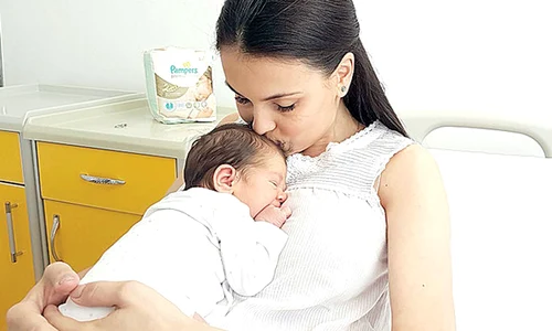 Anca Serea a născut în urmă cu două luni jpeg