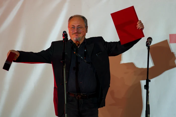 „È pericoloso sporgersi“, al lui Nae Caranfil, a împlinit 30 de ani de la lansare FOTO Mediafax