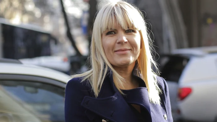 Elena Udrea iese din închisoare. Foto: Inquam Photos/Octav Ganea