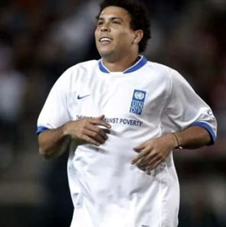 
    Ronaldo  