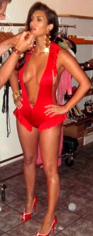 Kim Kardashian, sexy pentru Playboy. (Foto: Twitter)