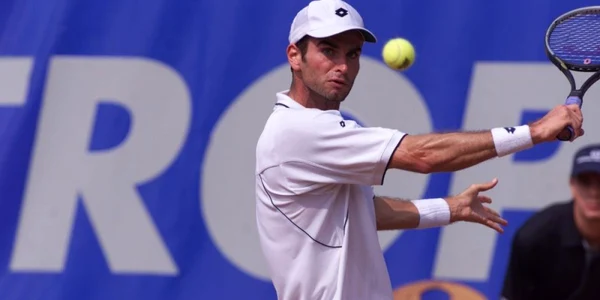 Adrian Voinea a devenit primul român după Ilie Năstase care a atins sferturile de finală ale unui turneu de Grand Slam