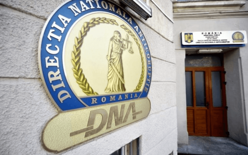 Postul de director, folosit pentru şpăgi la angajări în sistemul de protecţie socială din Neamţ