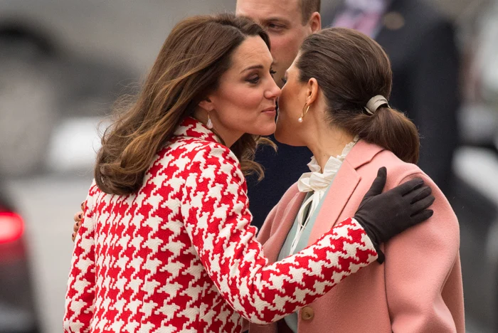 sarut regal Printesa Kate   profimedia 0361904349 jpg