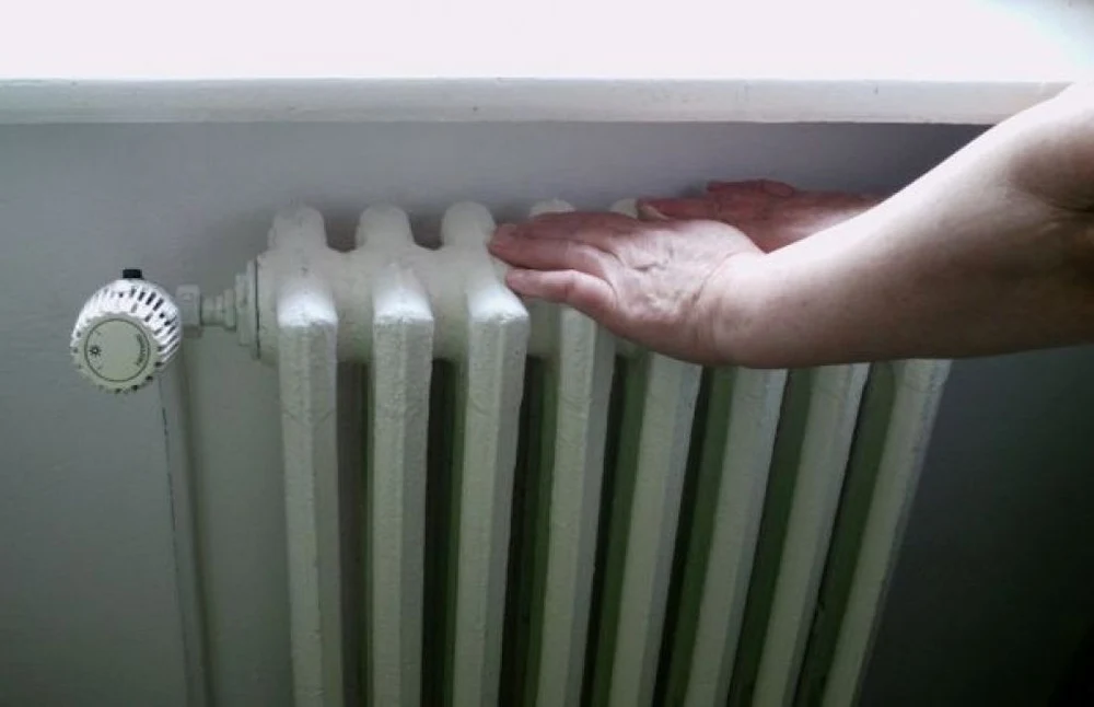 Petiție online pentru apă caldă și căldură la parametri normali în Capitală. „Nu mai vrem explicații, vrem soluții”