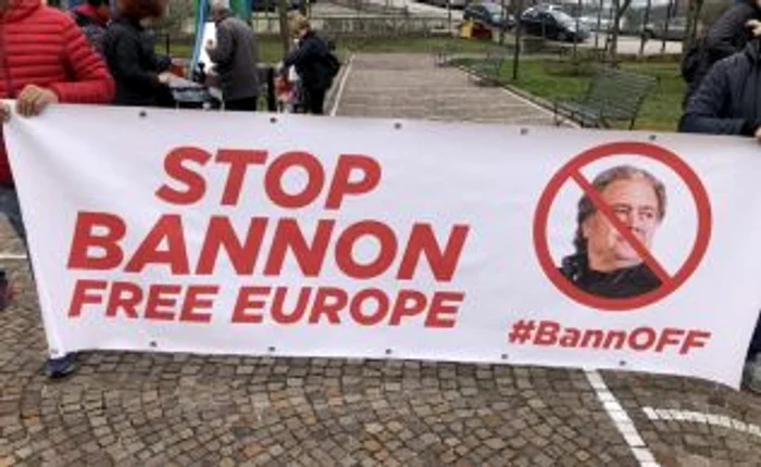 Protest Bannon FOTO Giada Zampano via Politico