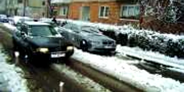Trafic de iarnă pe drumurile din Caraş-Severin
