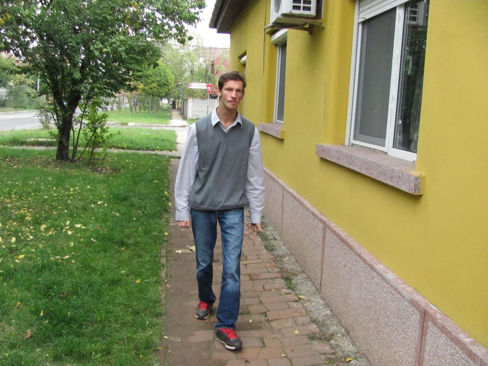 Cosmin Miloş este absolvent al Facultăţii de Asistenţă Socială din Timişoara Foto