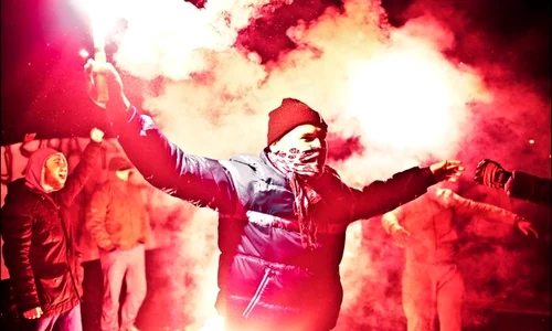 Cînd stadionul coboară în stradă interviu cu Dinu GUŢU, cercetător şi ultras jpeg