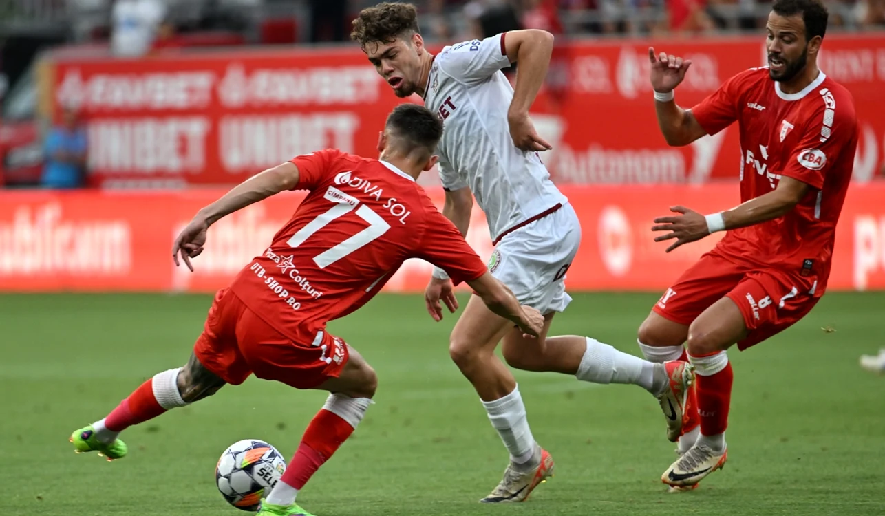 Rapid a plecat cu un punct de la UTA Arad (FOTO: Sportpictures)