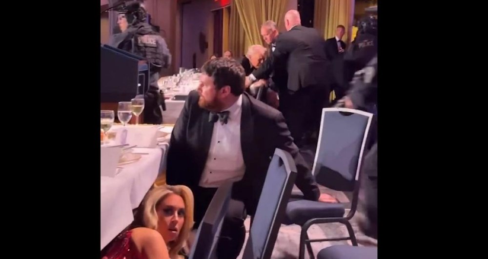 De ce a fost evacuat JD Vance înainte președintelui în timpul atacului armat. Trump susține că a îngreunat misiunea Secret Service