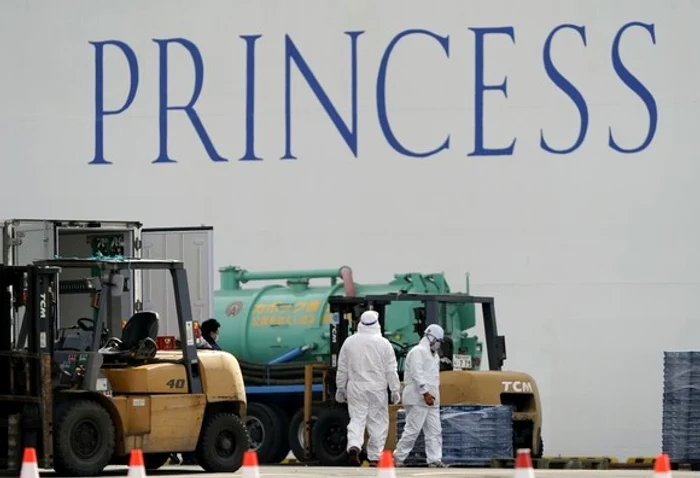 Românul depistat cu coronavirus lucrează de 10 ani pe navă, la bucătărie