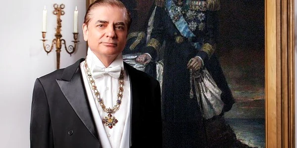 Printul Paul Lambrino de Romania si Printesa Lia (1) jpg