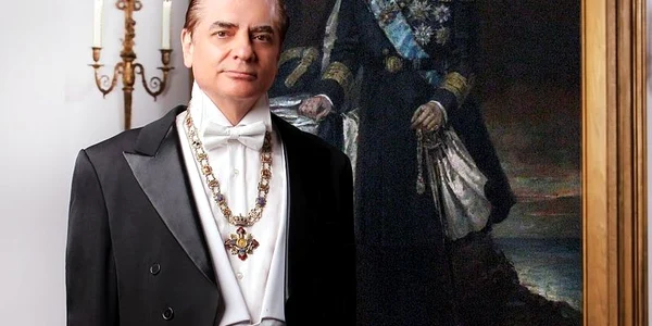 Printul Paul Lambrino de Romania si Printesa Lia (1) jpg