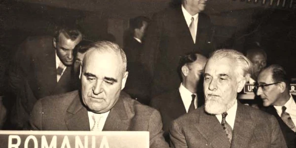 Gheorghe Gheorghiu-Dej (stânga), alături de  Ştefan Voitec la sesiunea a XV-a a ONU  (septembrie-octombrie 1960)   
