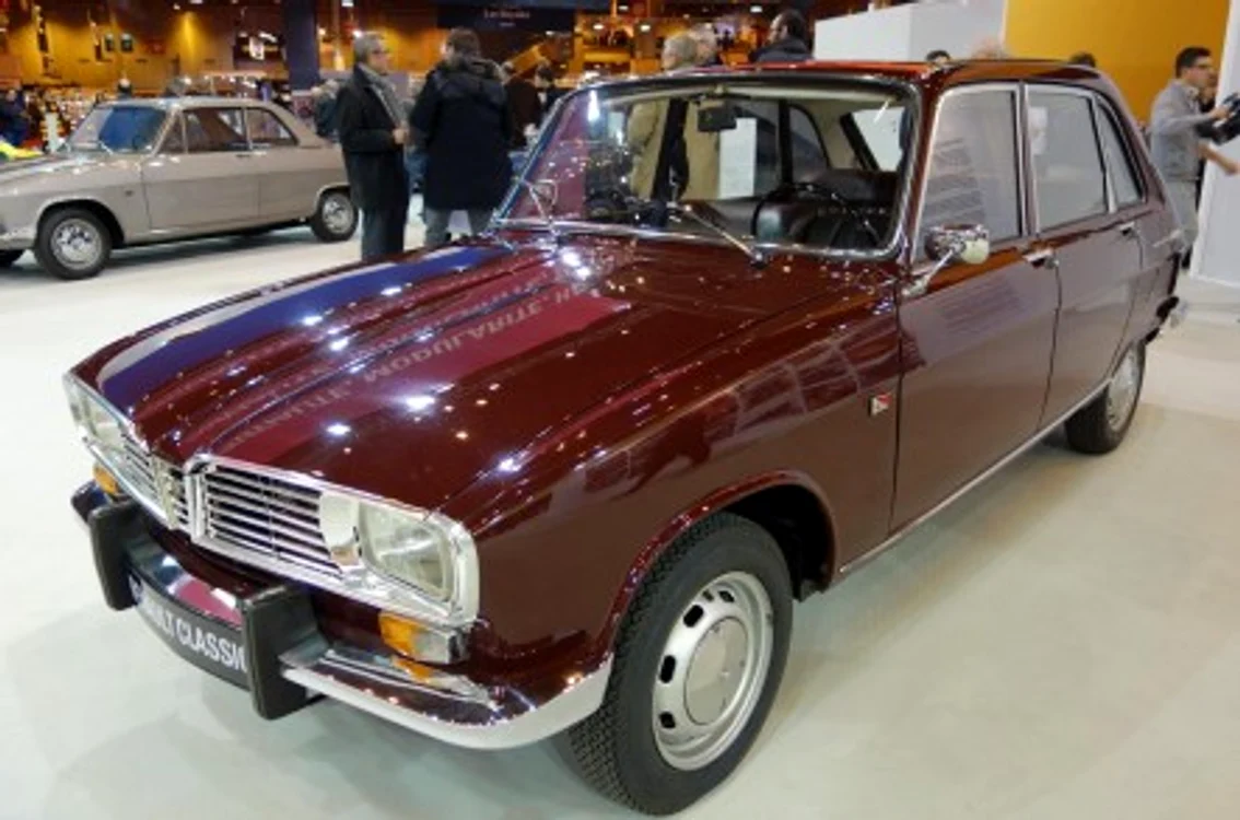
    Renault 16 a fost lansat pe piaţă în 1965foto: autolatest.ro  
