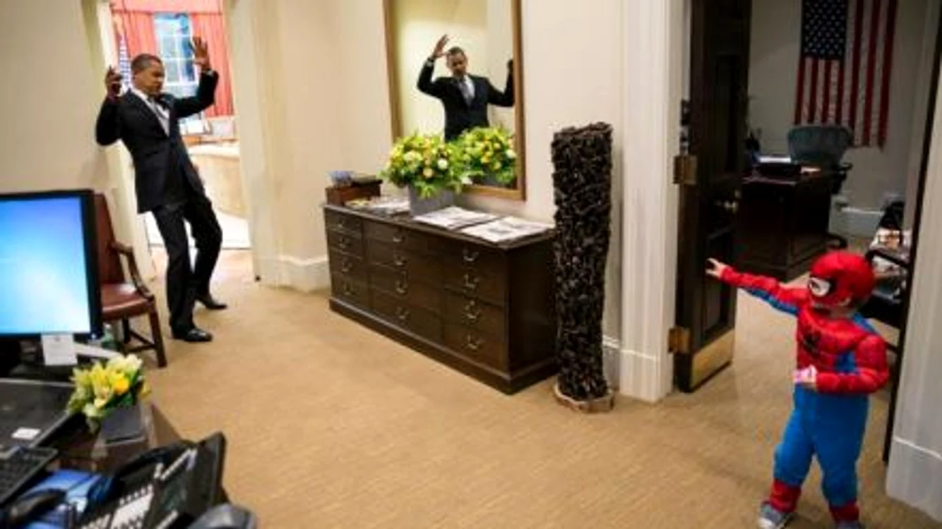 Obama şi Spiderman