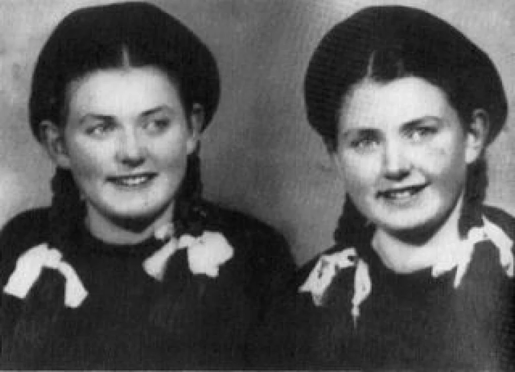 eva miriam mozes