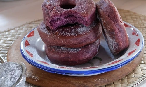 Gogosi cu cartofi violeti   Sursa foto shutterstock 2065011845 jpg