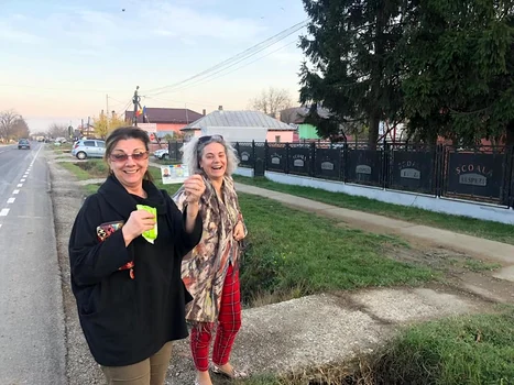 8 carmen tanase si maia morgenstern la vot 2019 1 jpg jpeg