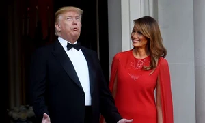 Melania a purtat la dineul de la ambasada Statelor Unite ale Americii o rochie Givenchy de 7 000 de dolari  jpeg