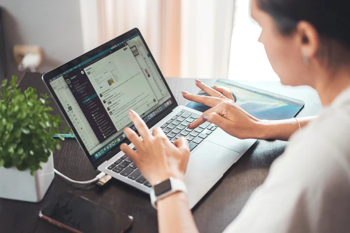 Până la 15.000 de euro pot primi nomazii digitali care se mută într-o regiune din Spania - Pixabay