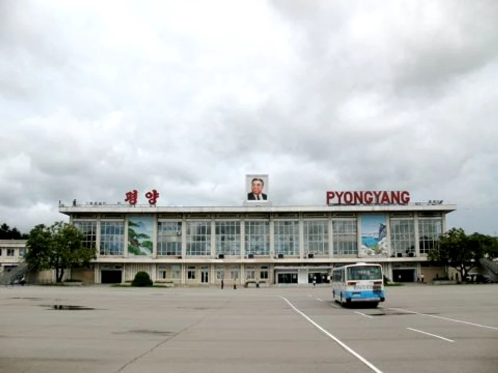 Aeroportul din Phenian