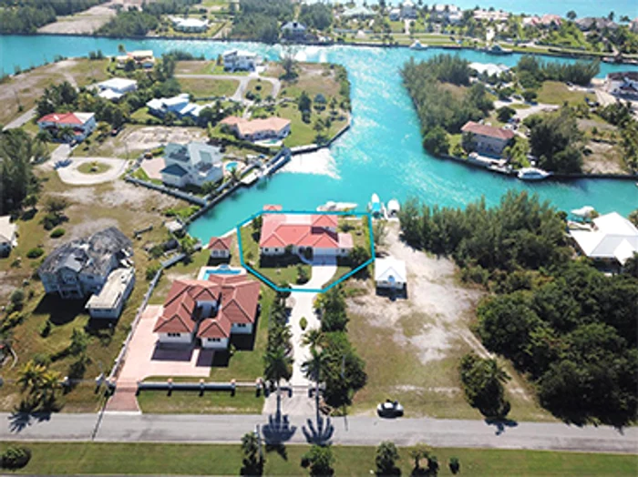 Bahamas. Vila din imagine poate fi cumpărată cu 632.000 €. Foto: Master Homes