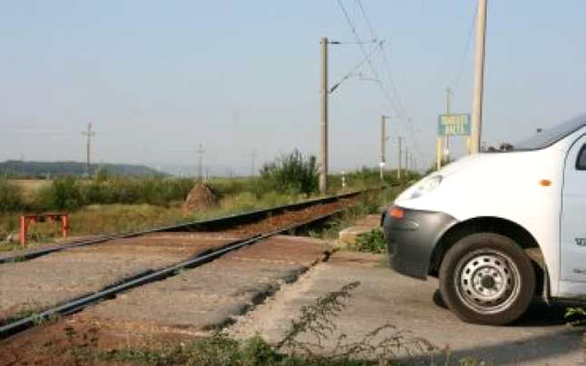 Târgu-Jiu: Poliţiştii gorjeni fac de pândă la calea ferată