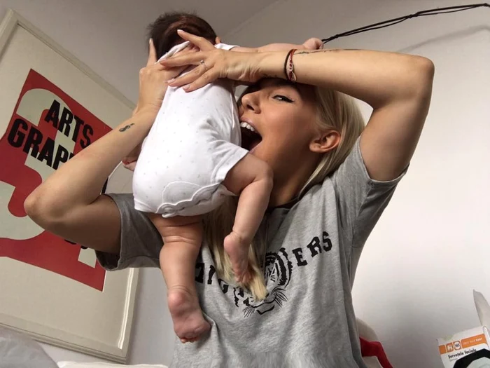 Sore a născut-o pe Erin în luna martieFoto: Facebook