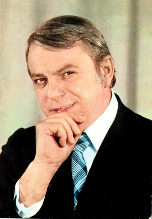 
    Octavian Cotescu s-a stins din viață la vârsta de 54 de ani  