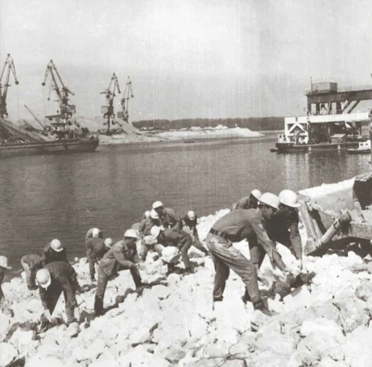 Canalul Dunăre-Marea Neagră 