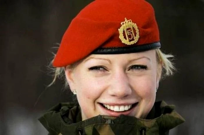 La 100 de ani după acordarea dreptului la vot femeilor în Norvegia, Parlamentul a adoptat serviciul militar obligatoriu indiferent de sex. Foto: Thumblr