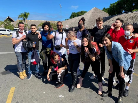 1 razboinicii in dominicana jpg jpeg