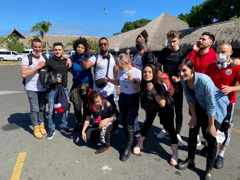 1 razboinicii in dominicana jpg jpeg