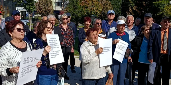 protestul pensionarilor, slatina, 30 septembrie 2026   foto alina mitran (13) jpeg