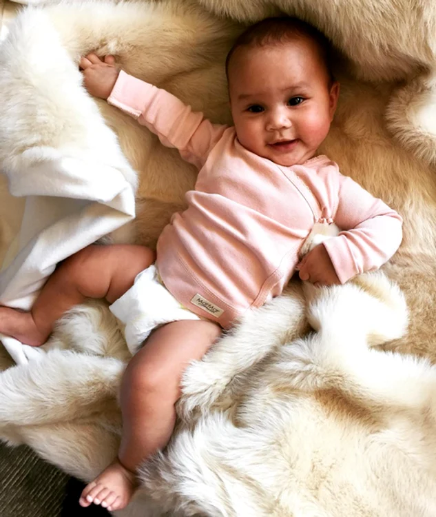 chrissy teigen fetita2 png