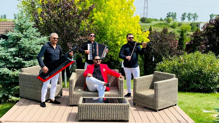 
    Taraful Viorel Bogățeanu a lansat piesa "Dragoste de machedon"   