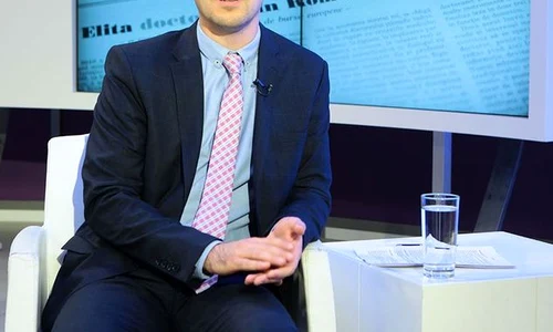 „Nu cred că un medic e capabil să facă toate astea“ – interviu cu Vlad VOICULESCU, fost ministru al Sănătăţii jpeg