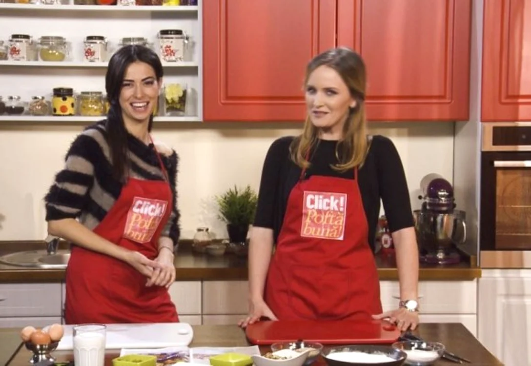 
    Prezentatoarea emisiunii Times New Roman TV împrieteneşte nucile cu ciocolata într-o tartă delicioasă.Foto: Prima TV  