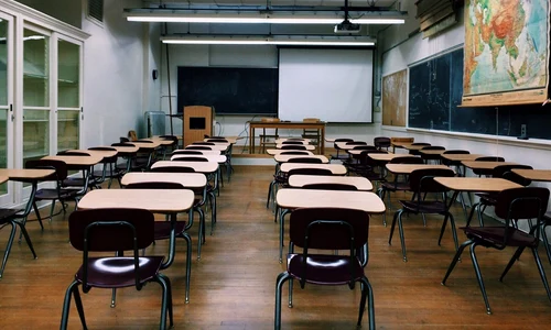 classroom 2093743 1920 jpeg