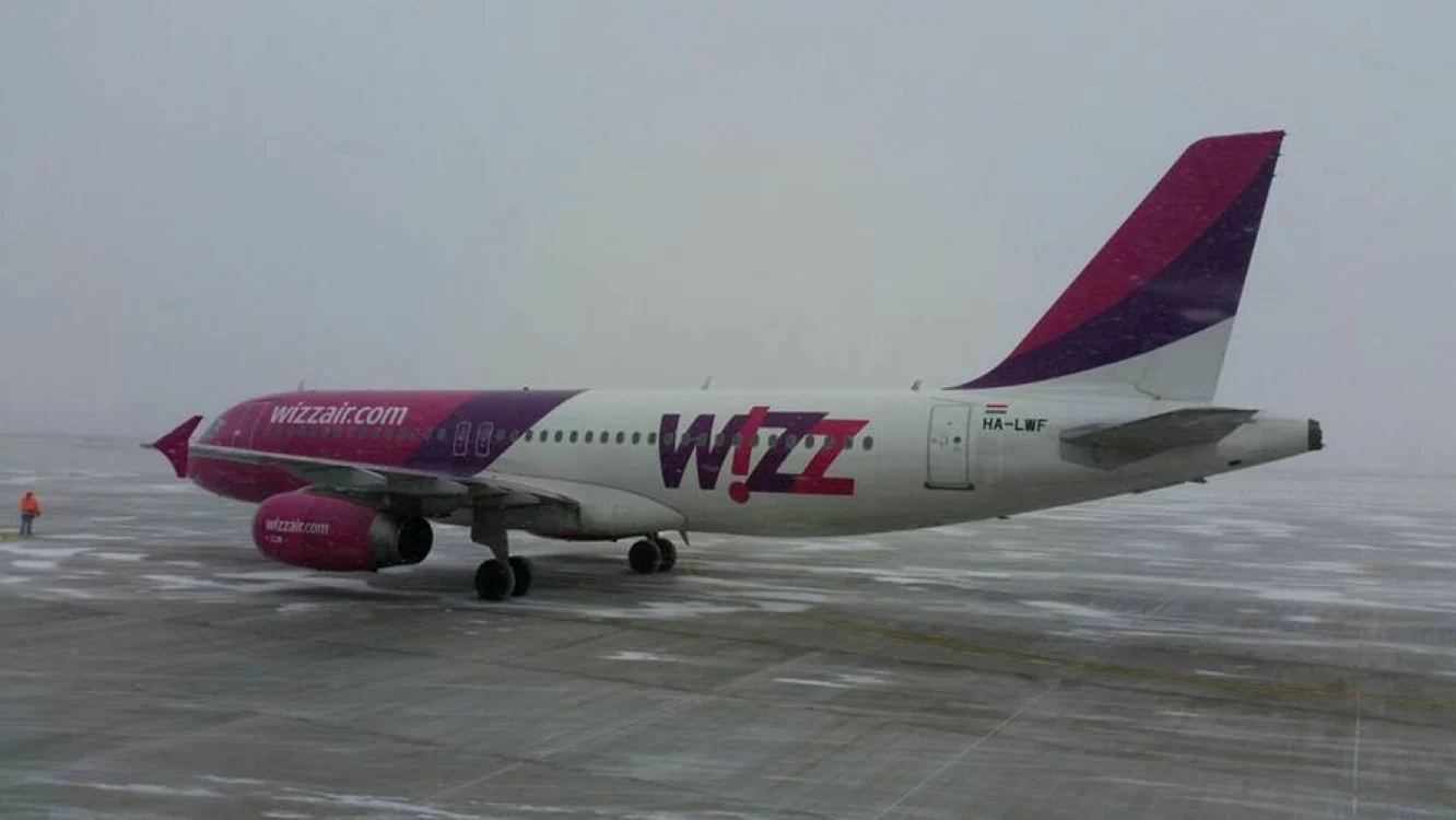 avion wizz zapada