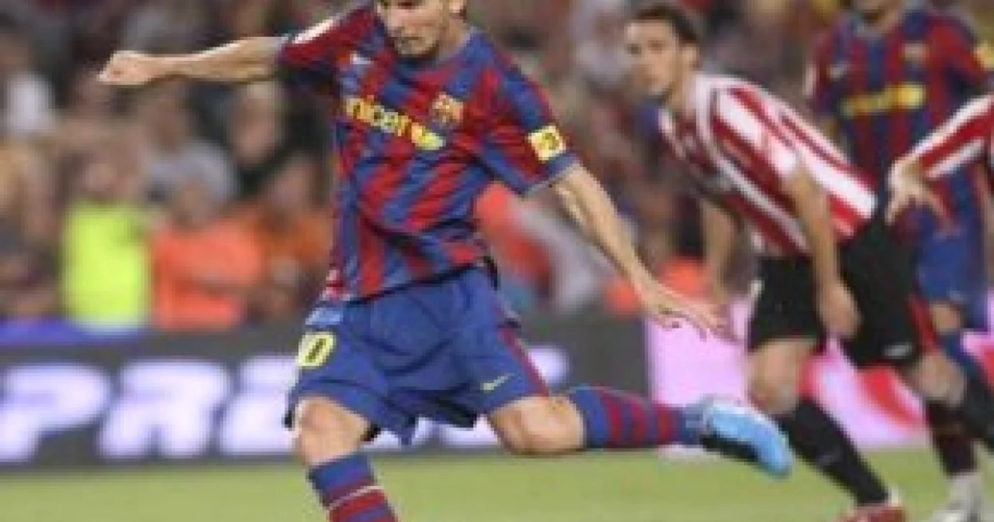 FOTBAL: Laporta anunţă reînnoirea contractului lui Messi